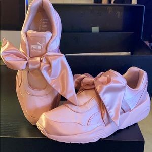 PUMA Women’s Bow Sneaker Fenty by Rihanna